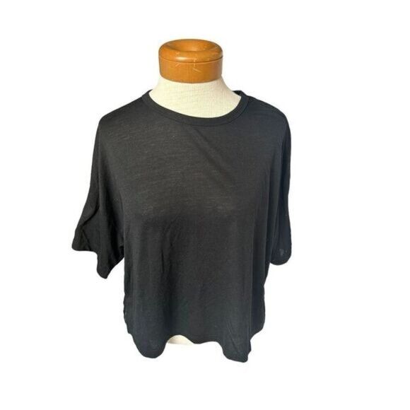 Old Navy Active Womens Black Medium T-Shirt Short Sleeve Stretch - Picture 1 of 7